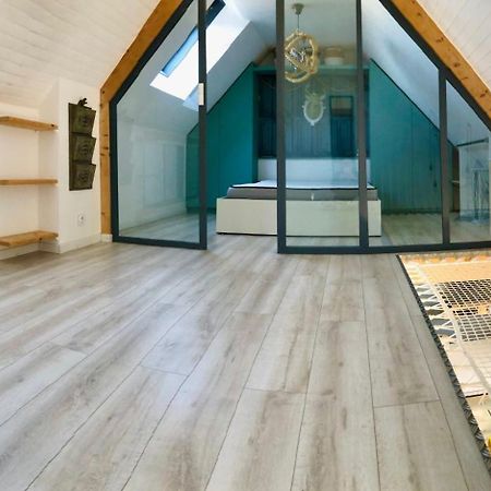 Appartement Duplex avec Parking esprit Loft Vannes Extérieur photo